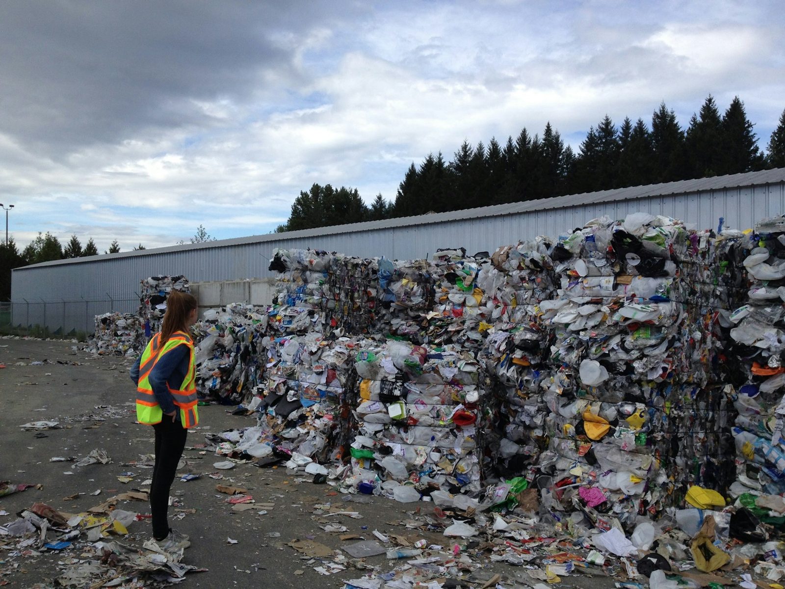 Recycling and waste sorting bins, illustrating Parramatta's 2026-2036 Waste Strategy.