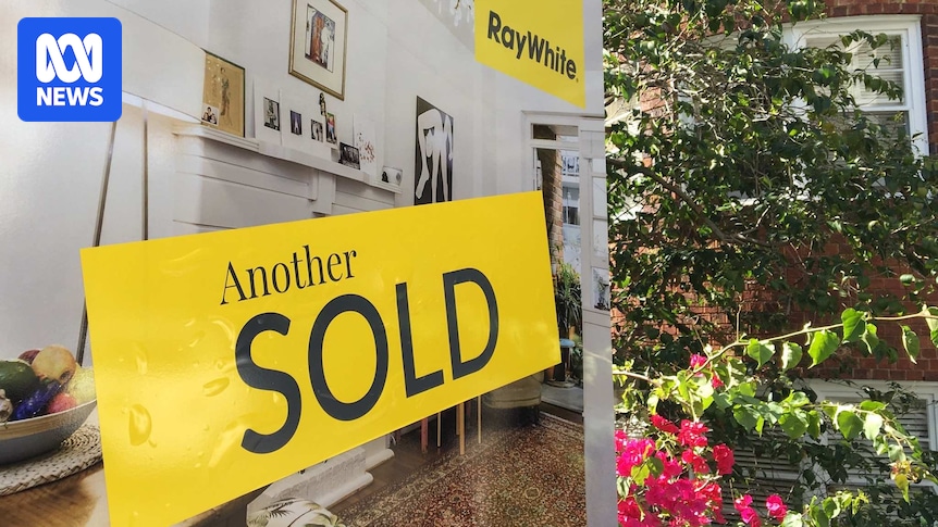 A sold sign used in ABC News coverage of Domain forecasts for Sydney and Melbourne house prices.